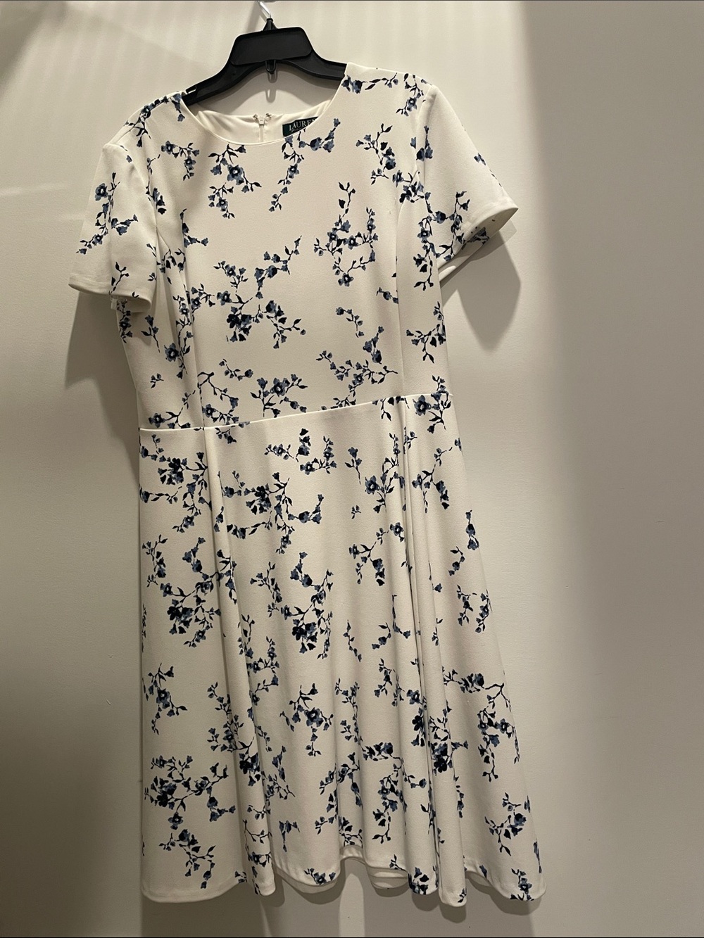 Ralph Lauren White & Navy Floral Fit-and-Flare Women’s Dress with hidden zipper.